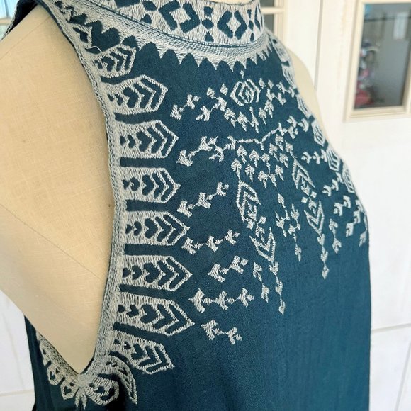 Ecote Anthropologie Embroidered Top Large - Picture 5 of 7